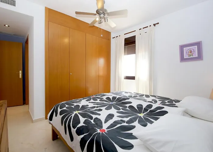 Town Eddie Εστεπόνα