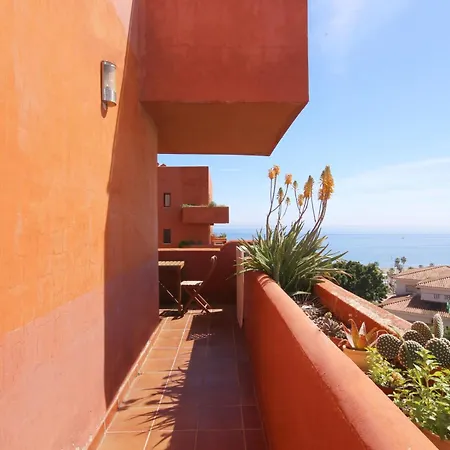 Town Eddie Apartamento Estepona